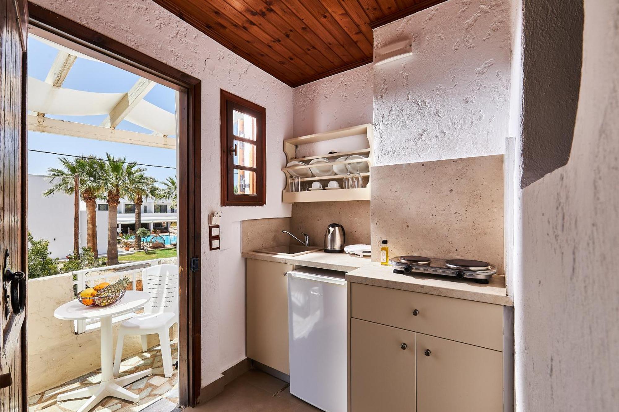 Mila Aparthotel Malia